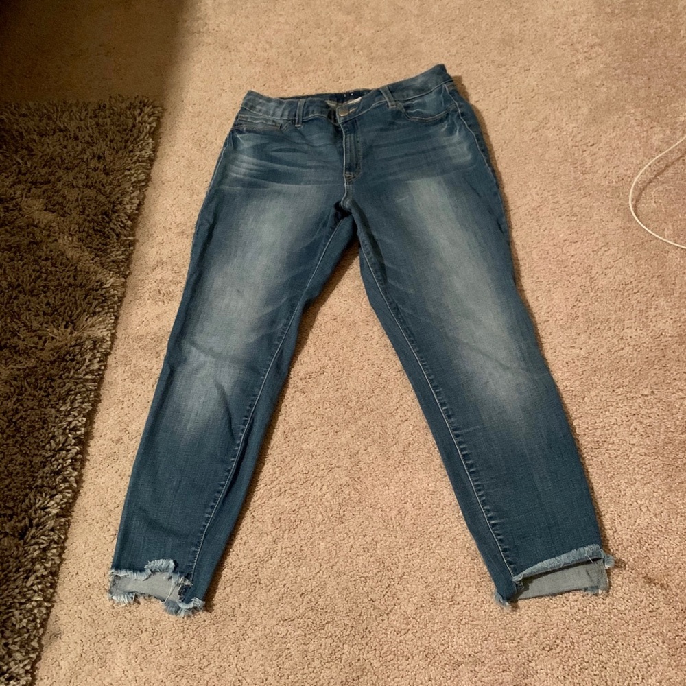 Medium wash straight leg crop jean